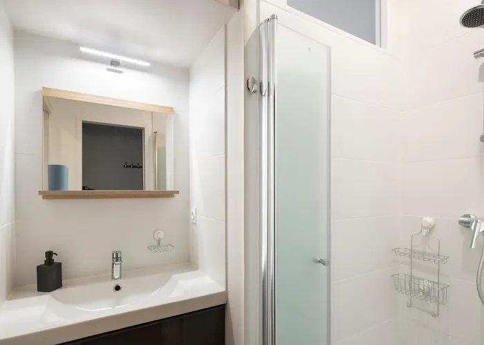 Apartman Le Cinq By Cocoonr *